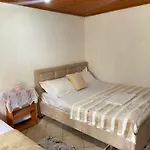 Bujtina Lokthi