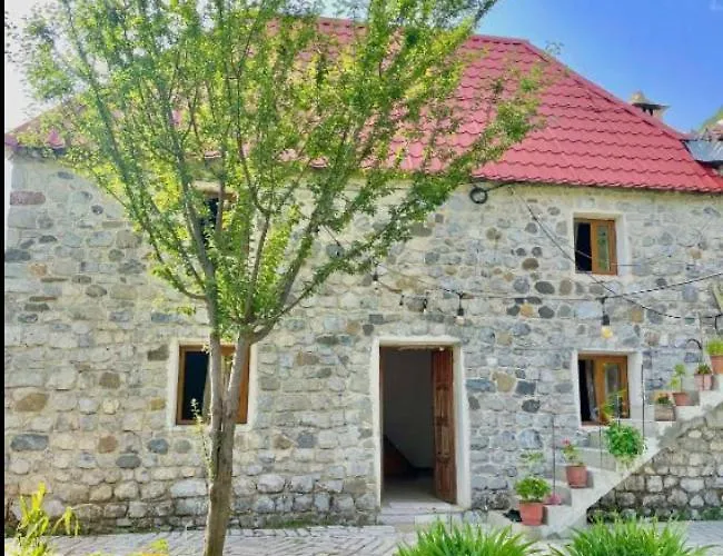 Bujtina Lokthi